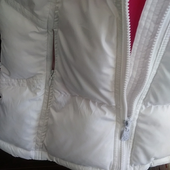 Women's US Polo Assn Puffer Vest USPA white Hooded Faux Fur Size Small - Picture 7 of 10